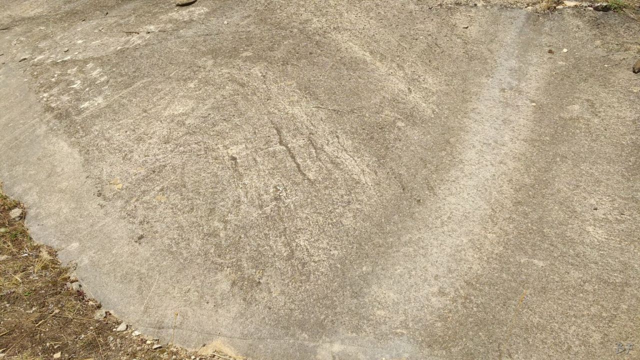 Sito-Megalitico-Incisioni-Rupestri-Parco-Archeologico-de-Lozes-Aussois-Savoia-Rodano-Alpi-Francia-26