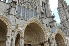Cattedrale-Gotica-della-Vergine-Chartres-Eure-et-Loir-Centre-Val-de-Loire-Francia-2