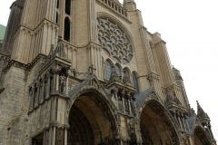 Cattedrale-Gotica-della-Vergine-Chartres-Eure-et-Loir-Centre-Val-de-Loire-Francia-9