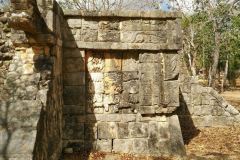 Sito-Megalitico-Maya-Chichen-Itza-Yucatan-Messico-21