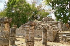 Sito-Megalitico-Maya-Chichen-Itza-Yucatan-Messico-32