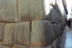 Mura-Poligonali-Megaliti-Cusco-Perù-10