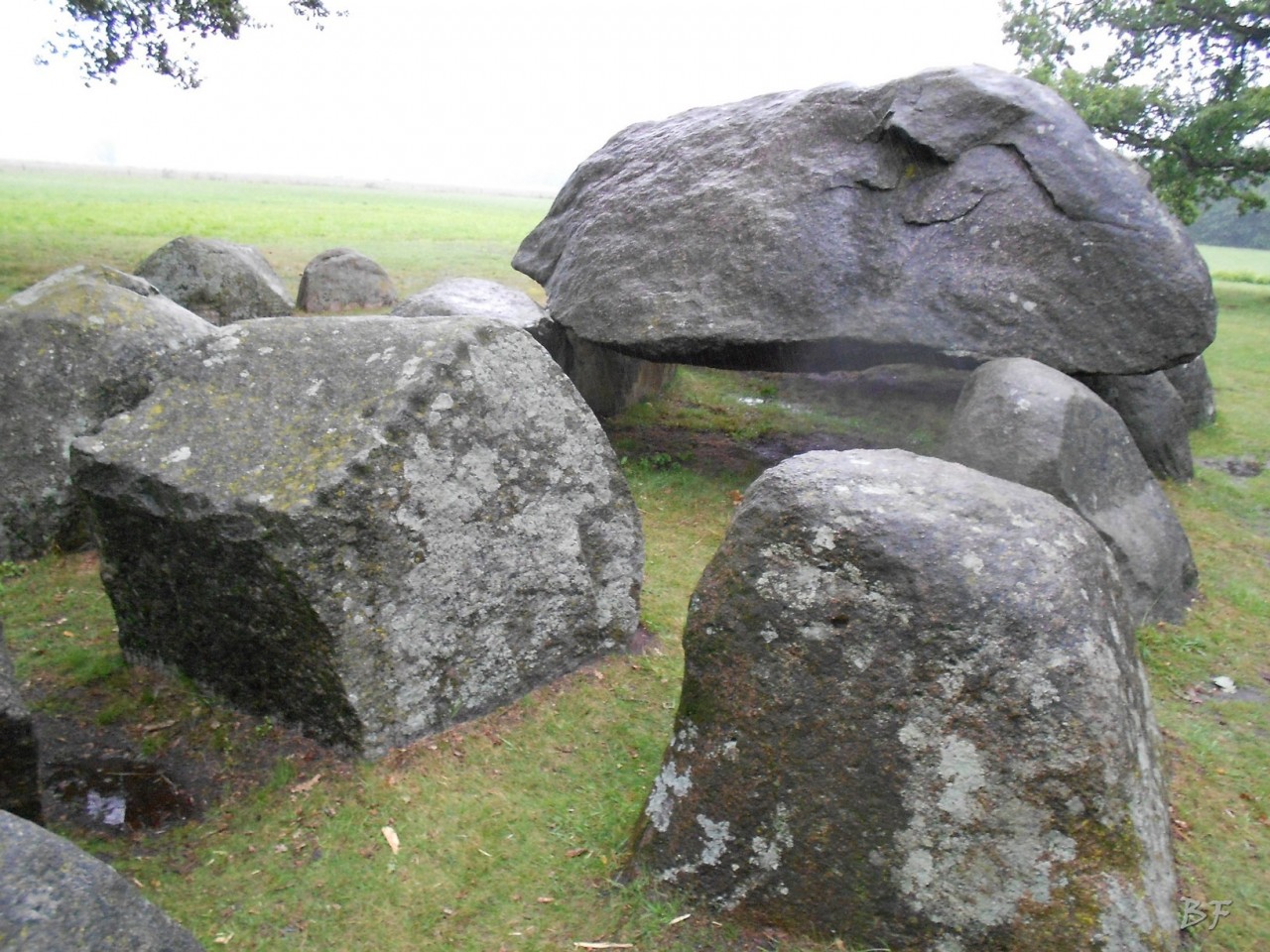Hunebedden-Dolmen-Megaliti-Groeningen-Drenthe-Paesi-Bassi-29