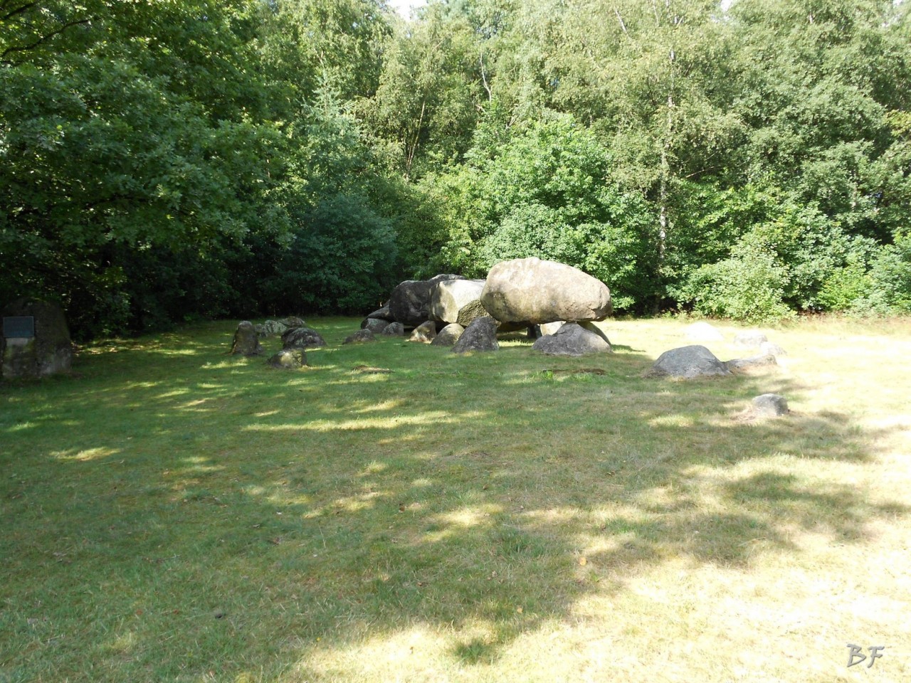 Hunebedden-Dolmen-Megaliti-Groeningen-Drenthe-Paesi-Bassi-47