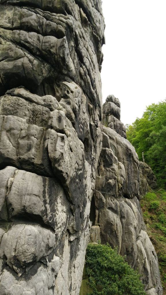 Externsteine-Insediamento-Rupestre-Megaliti-Nord-Renania-Vestfalia-Germania-35