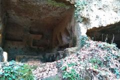 Falerii-Novi-Megaliti-Ipogei-Abitazioni-Rupestri-Viterbo-Lazio-Italia-11