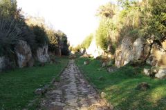 Falerii-Novi-Megaliti-Ipogei-Abitazioni-Rupestri-Viterbo-Lazio-Italia-18