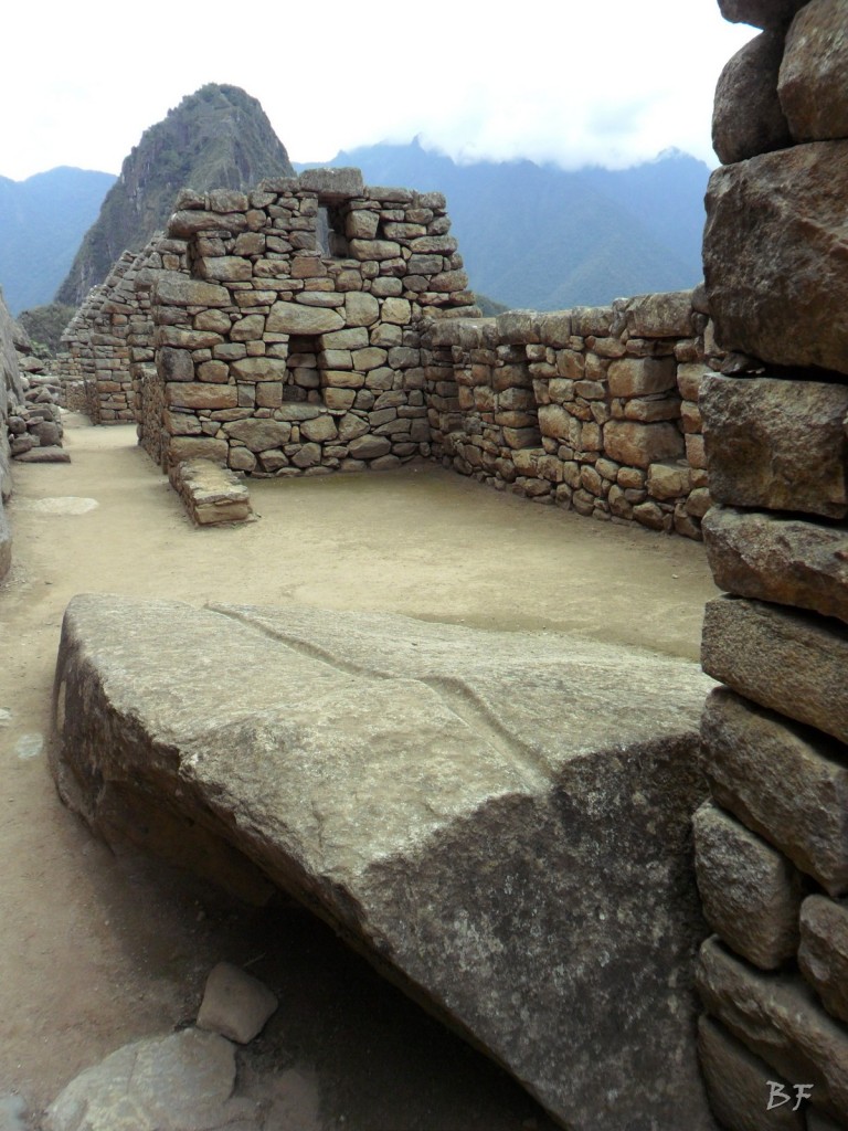 Mura-Poligonali-Incisioni-Altari-Edifici-Rupestri-Megaliti-Machu-Picchu-Aguas-Calientes-Urubamba-Cusco-Perù-89