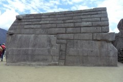 Mura-Poligonali-Incisioni-Altari-Edifici-Rupestri-Megaliti-Machu-Picchu-Aguas-Calientes-Urubamba-Cusco-Perù-104