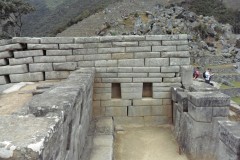 Mura-Poligonali-Incisioni-Altari-Edifici-Rupestri-Megaliti-Machu-Picchu-Aguas-Calientes-Urubamba-Cusco-Perù-114