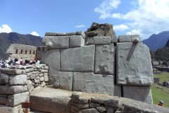 Mura-Poligonali-Incisioni-Altari-Edifici-Rupestri-Megaliti-Machu-Picchu-Aguas-Calientes-Urubamba-Cusco-Perù-62