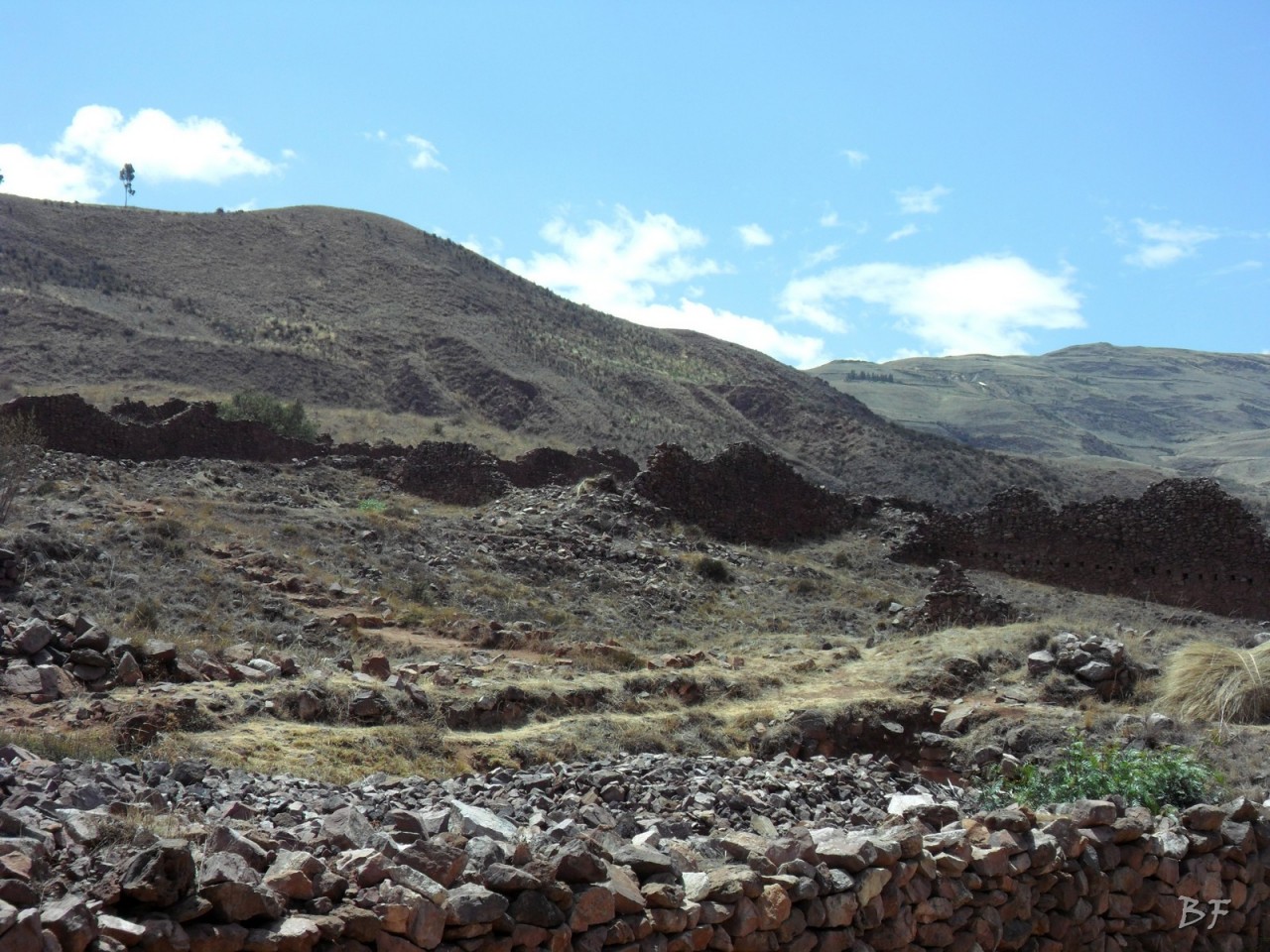 Parco-Archeologico-Megaliti-Pikillacta-Andahuaylillas-Cusco-Perù-9