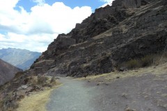 Mura-Poligonali-Megaliti-Altari-Rupestri-Pisac-Cusco-Perù-23