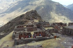 Mura-Poligonali-Megaliti-Altari-Rupestri-Pisac-Cusco-Perù-40