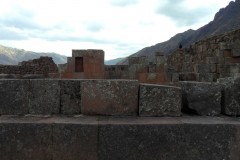 Mura-Poligonali-Megaliti-Altari-Rupestri-Pisac-Cusco-Perù-53