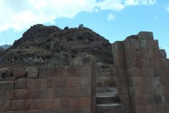 Mura-Poligonali-Megaliti-Altari-Rupestri-Pisac-Cusco-Perù-74
