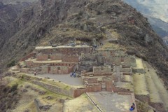 Mura-Poligonali-Megaliti-Altari-Rupestri-Pisac-Cusco-Perù-77