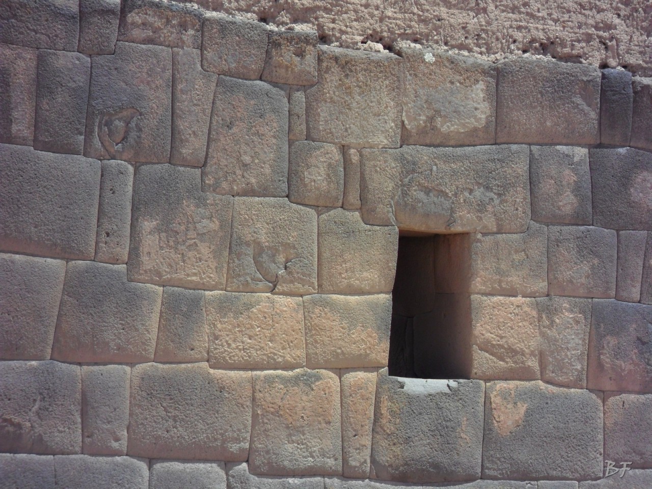 Tempio-di-Viracocha-Megaliti-San-Pedro-Cusco-Perù-16