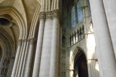 Cattedrale-Gotica-della-Vergine-di-Reims-Marne-Gran-Est-Francia-19