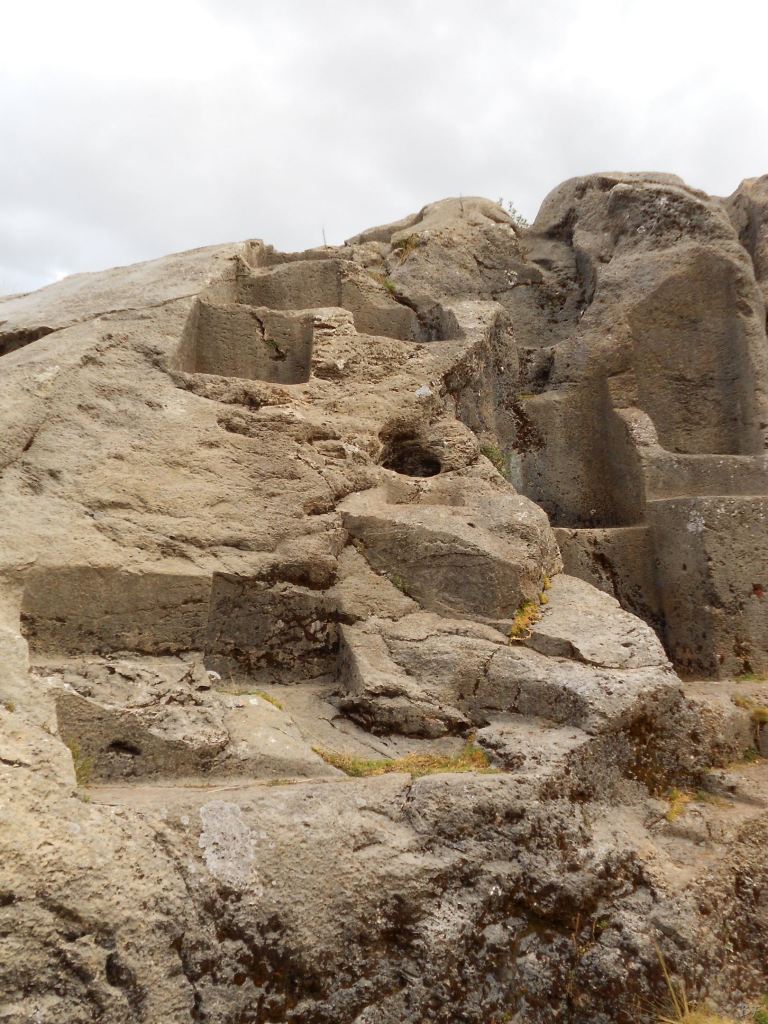 Sacsayhuamán-Mura-Megalitiche-Poligonali-Cusco-Peru-51
