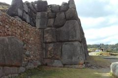 Sacsayhuamán-Mura-Megalitiche-Poligonali-Cusco-Peru-1