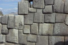 Sacsayhuamán-Mura-Megalitiche-Poligonali-Cusco-Peru-20