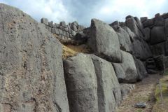 Sacsayhuamán-Mura-Megalitiche-Poligonali-Cusco-Peru-26