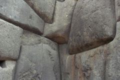 Sacsayhuamán-Mura-Megalitiche-Poligonali-Cusco-Peru-28