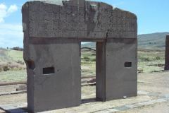 Sito-Megalitico-Piramide-Akapana-Kalasasaya-Menhir-Tiahuanaco-Bolivia-25