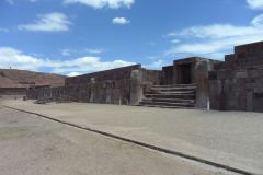 Sito-Megalitico-Piramide-Akapana-Kalasasaya-Menhir-Tiahuanaco-Bolivia-72