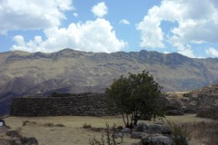 Mura-Poligonali-Megaliti-Tipon-Oropesa-Cusco-Perù-18