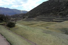 Mura-Poligonali-Megaliti-Tipon-Oropesa-Cusco-Perù-38