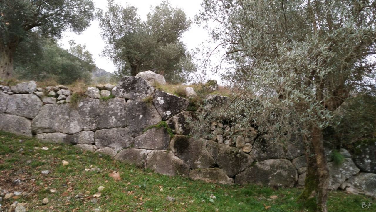 Venafro-Mura-Megalitiche-Poligonali-Isernia-Molise-5